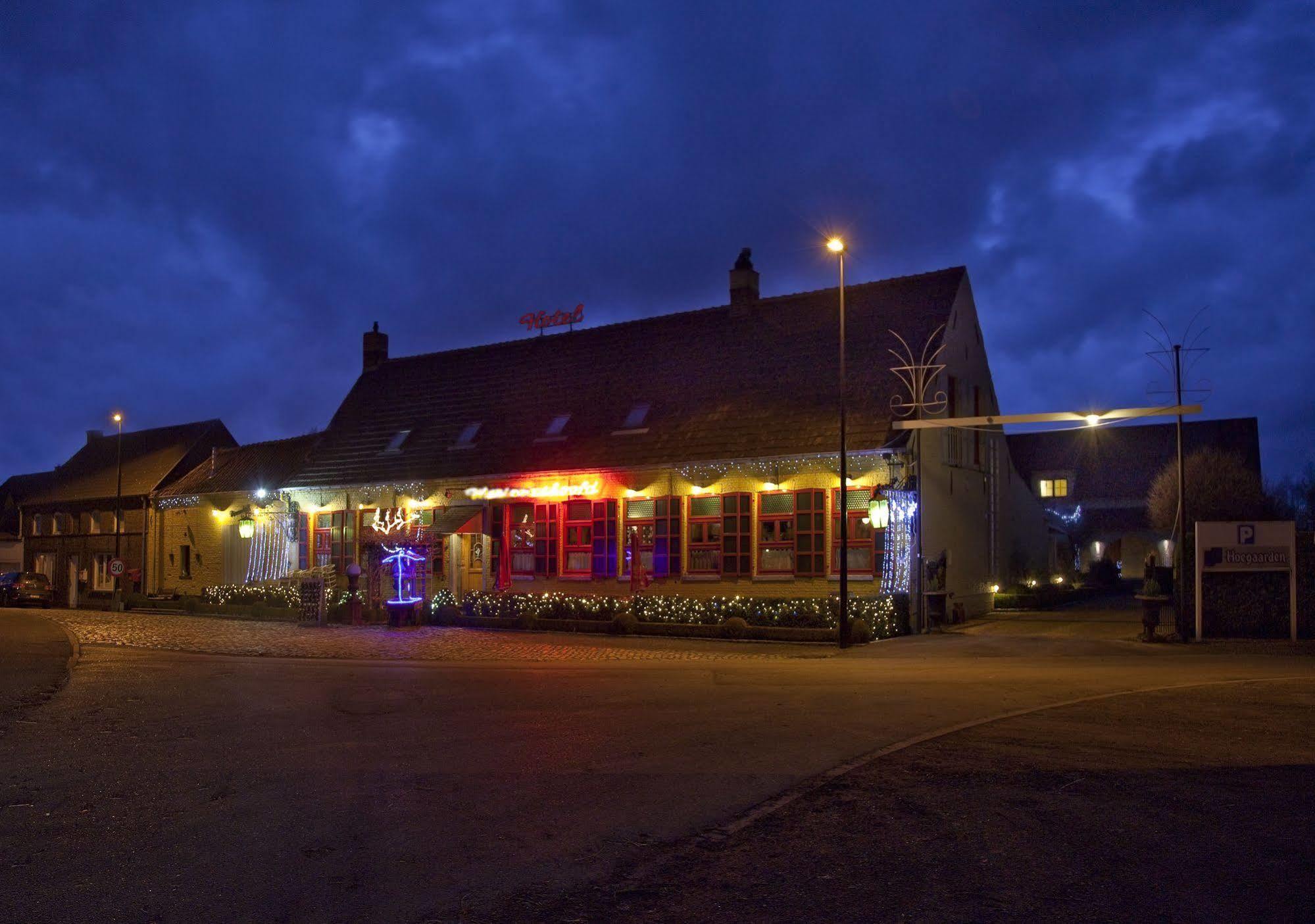 Country Lodge Hotel Moriaanshoofd Oudenaarde Exterior photo