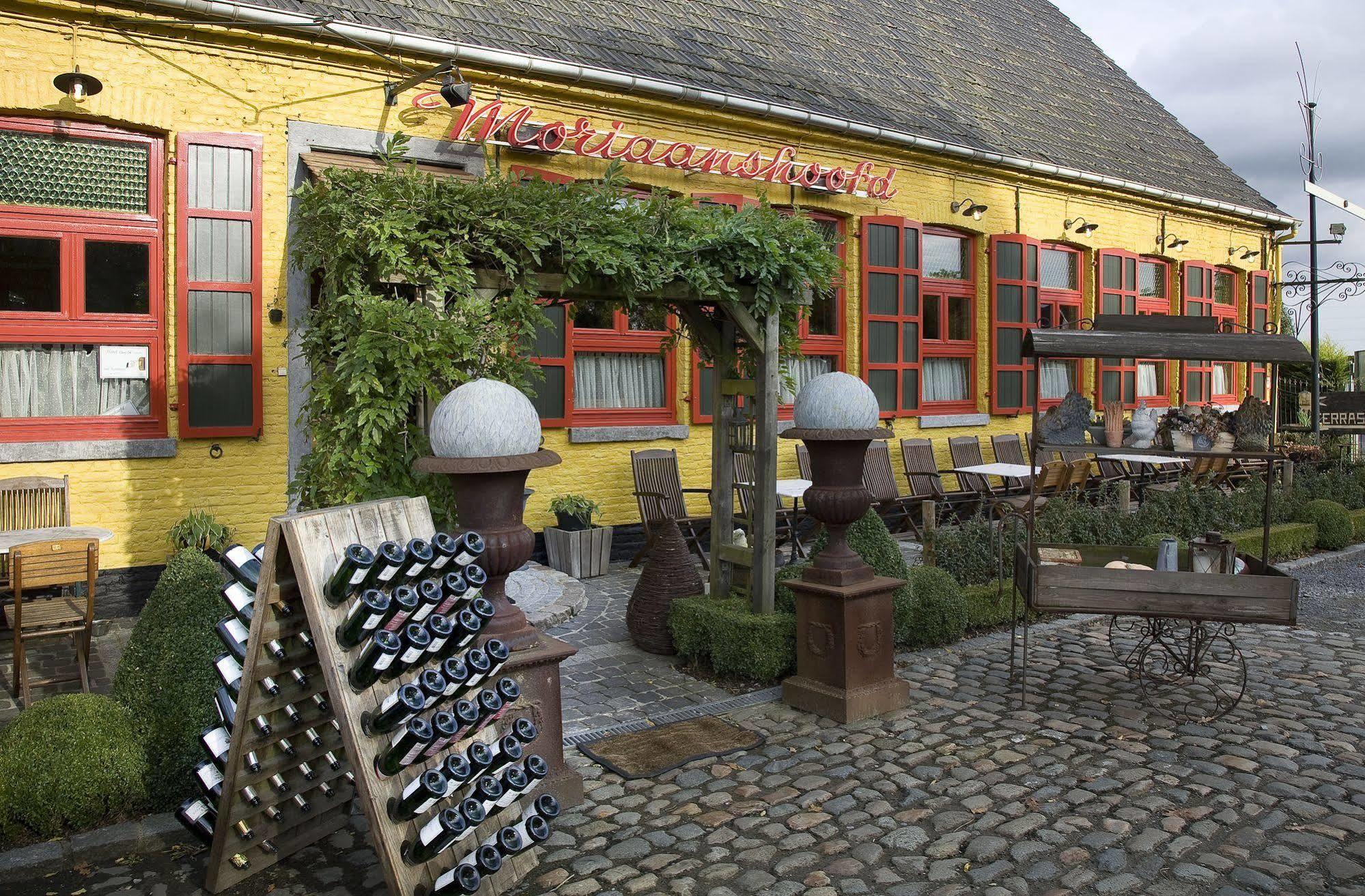 Country Lodge Hotel Moriaanshoofd Oudenaarde Exterior photo