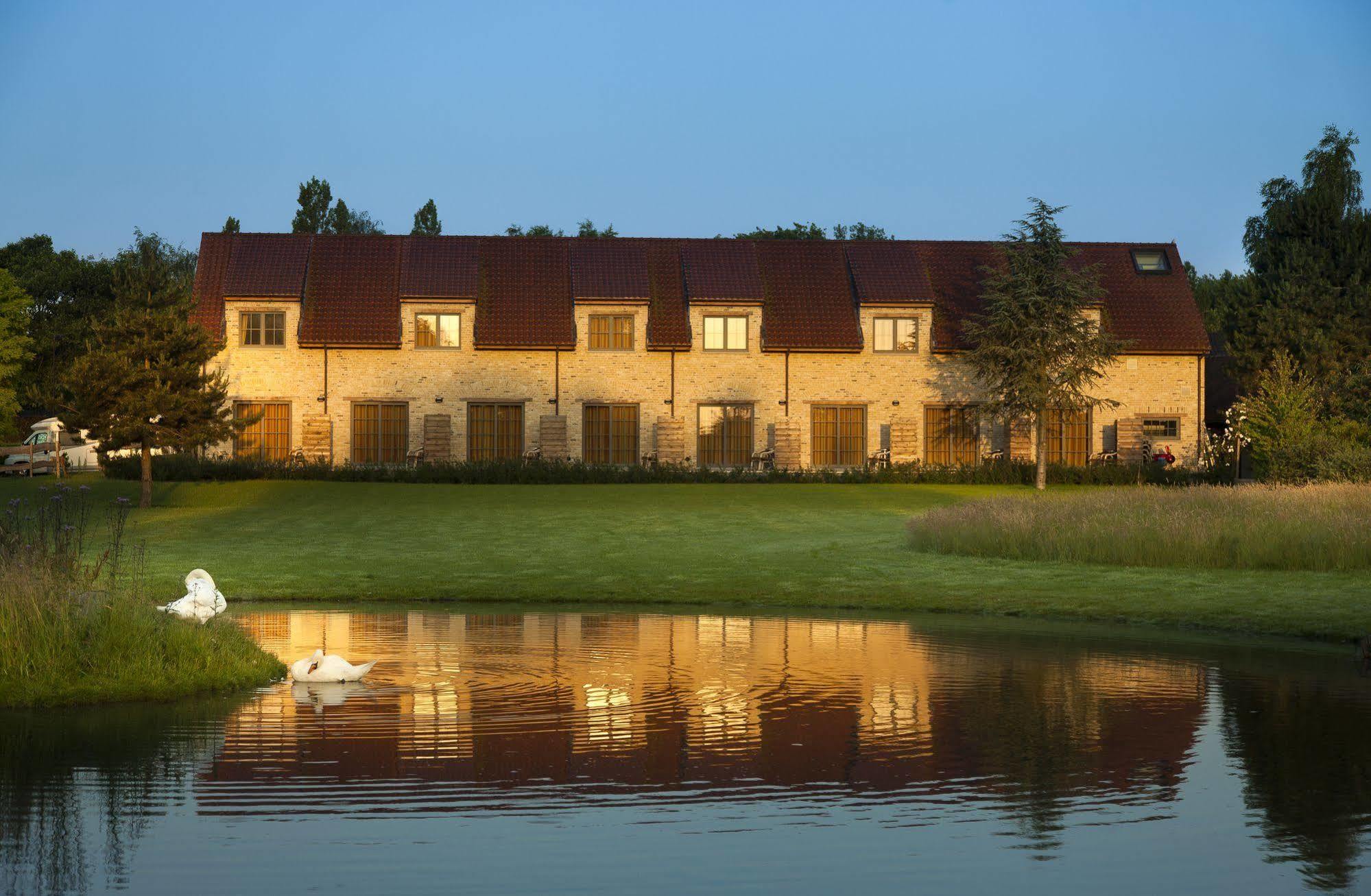 Country Lodge Hotel Moriaanshoofd Oudenaarde Exterior photo